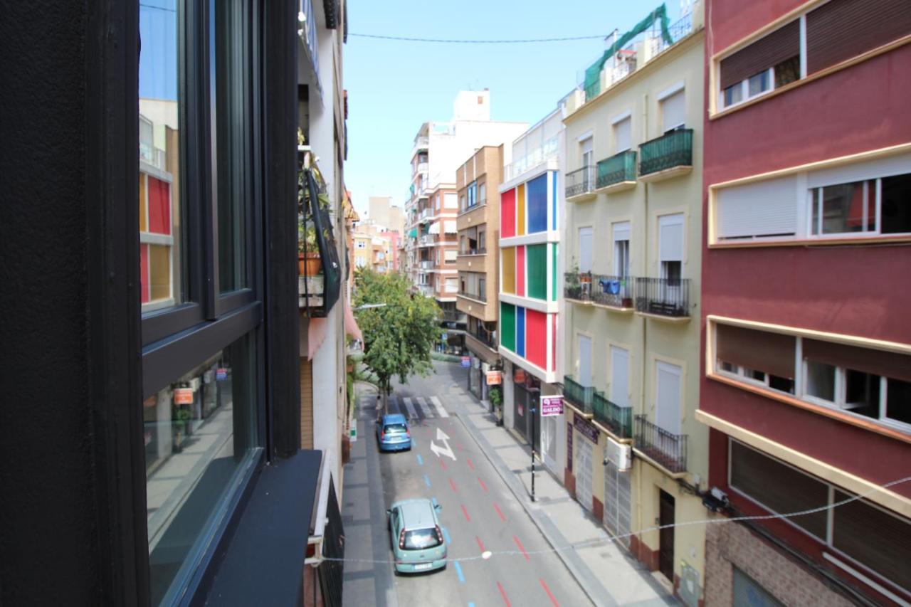 Encanto En El Centro De Alicante Exterior foto